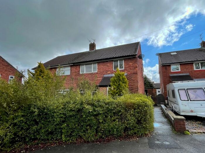 3 Bedroom Semi-Detached House To Rent In Brackenfield Road, Durham, DH1