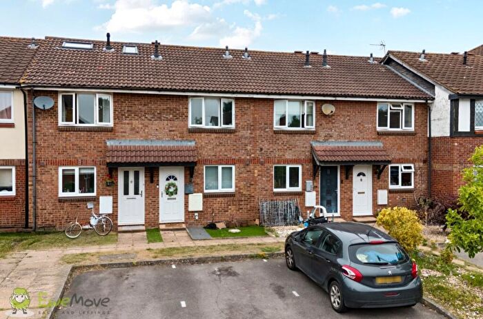 2 Bedroom Terraced House For Sale In Odette Gardens, Tadley, Hampshire, RG26