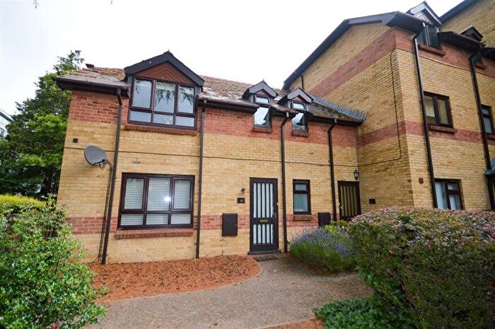 2 Bedroom Maisonette To Rent In Brooklands Court, Hatfield Road, St Albans, AL1