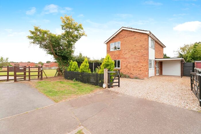 3 Bedroom Detached House For Sale In Oak Avenue, North Elmham, Dereham, Norfolk, NR20