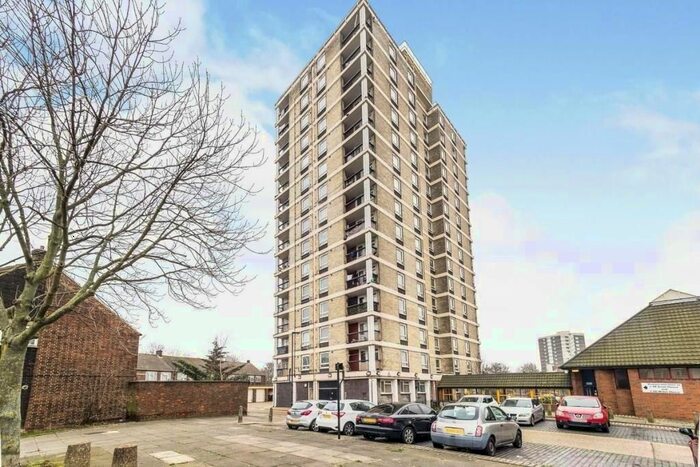 2 Bedroom Flat To Rent In Willlet House, Queens Road West, London, E13