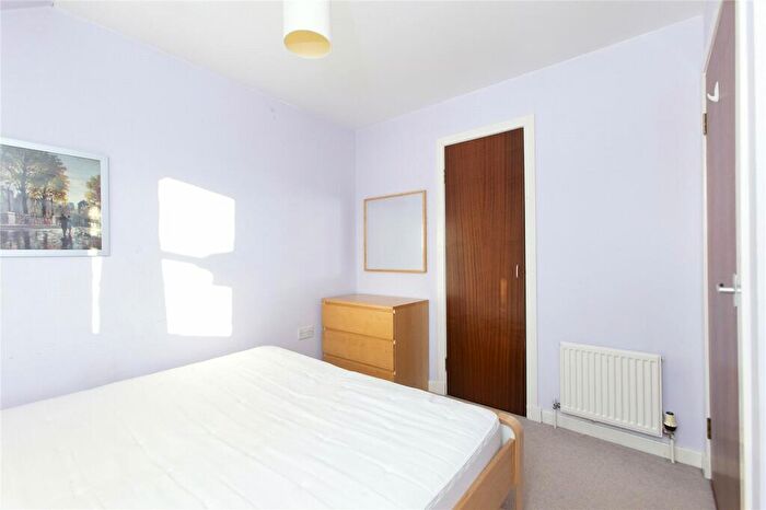 2 Bedroom End Of Terrace House To Rent In Younger Gardens, St Andrews, Fife, KY16