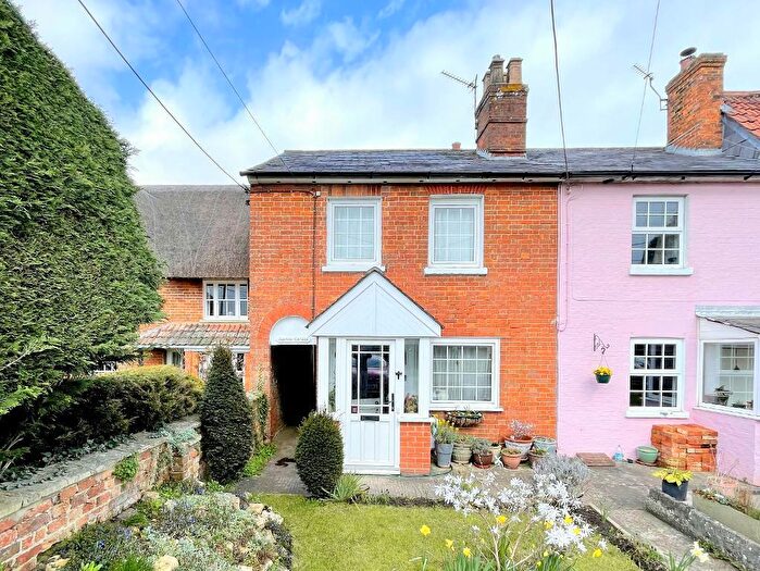 2 Bedroom End Of Terrace House For Sale In High Street, Rowde, Devizes, Wiltshire, SN10