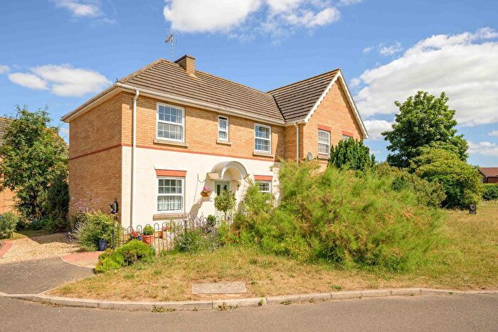 3 Bedroom Semi-Detached House For Sale In The Maltings, Long Sutton, Spalding, Lincolnshire, PE12