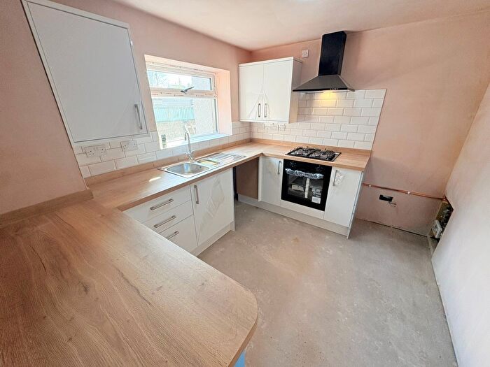 3 Bedroom End Of Terrace House To Rent In St. Teilo Street, Pontarddulais, Swansea, SA4