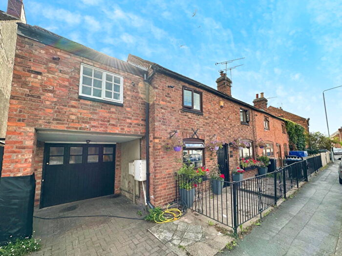 4 Bedroom Character Property For Sale In Keepers Cottage, Kirkby Road, Barwell, Leicester, LE9