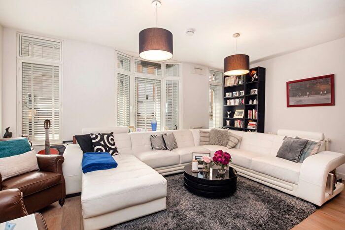 2 Bedroom Flat To Rent In Rupert Street, Chinatown, W1D