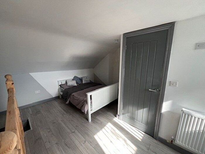1 Bedroom Property To Rent In Rochester Street, Chatham, ME4