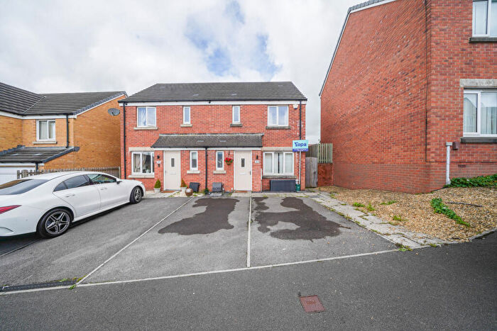 3 Bedroom Detached House For Sale In Emily Fields, Swansea, SA7