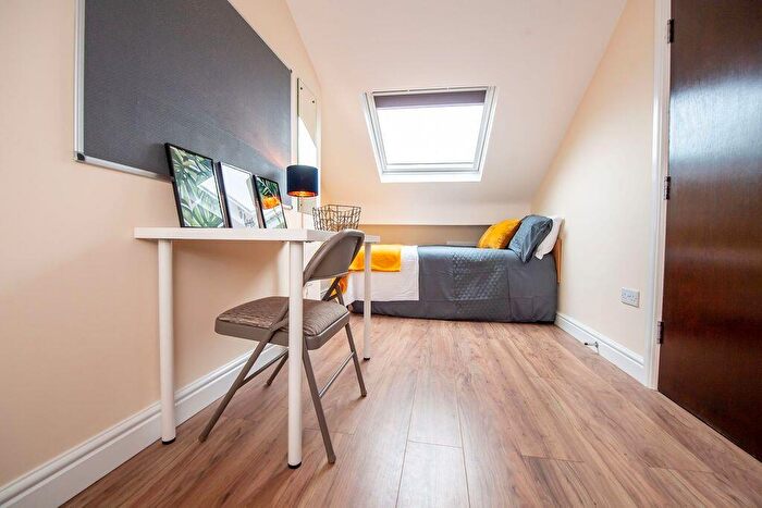 4 Bedroom Terraced House To Rent In Albany Road, Kensington, Liverpool, L7