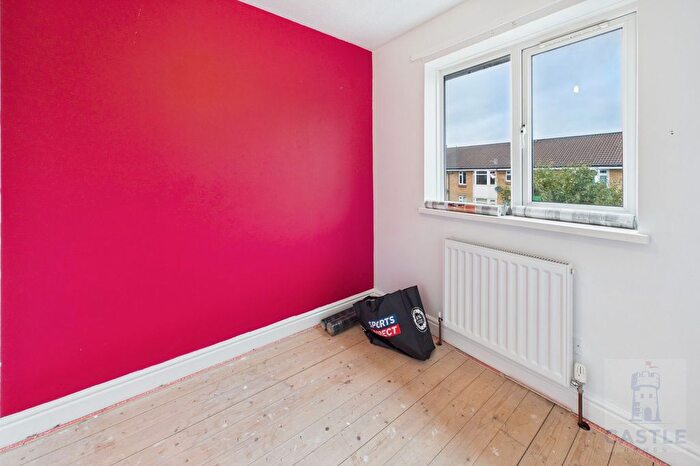 4 Bedroom Semi-detached House To Rent In Hoskins Way, Middlesbrough, TS3