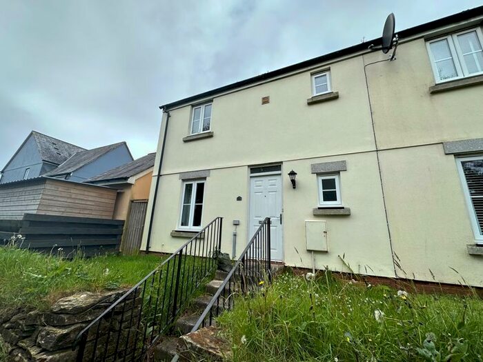 3 Bedroom Terraced House To Rent In Station Road, St. Columb, TR9