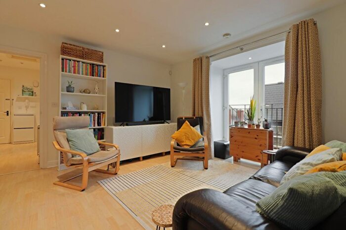 2 Bedroom Flat For Sale In Commonside, Crookes, Sheffield, S10