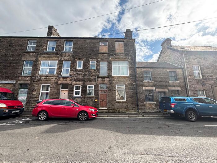 3 Bedroom Terraced House For Sale In Torr Street, Buxton, SK17