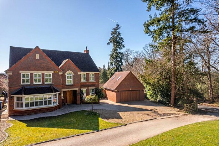 5 Bedroom Detached House For Sale In Mead Gardens, Hartley Wintney, RG27