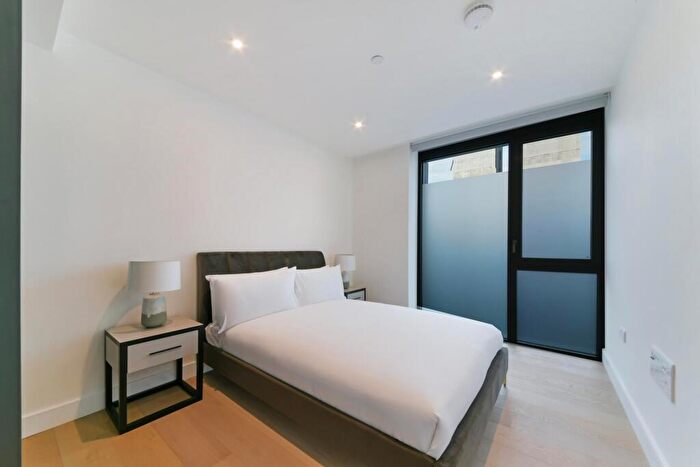 2 Bedroom Apartment To Rent In Bowden House, Prince Of Wales Drive, London, SW11