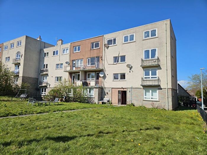 3 Bedroom Flat For Sale In Craigievar Place, Aberdeen, Aberdeenshire, AB10