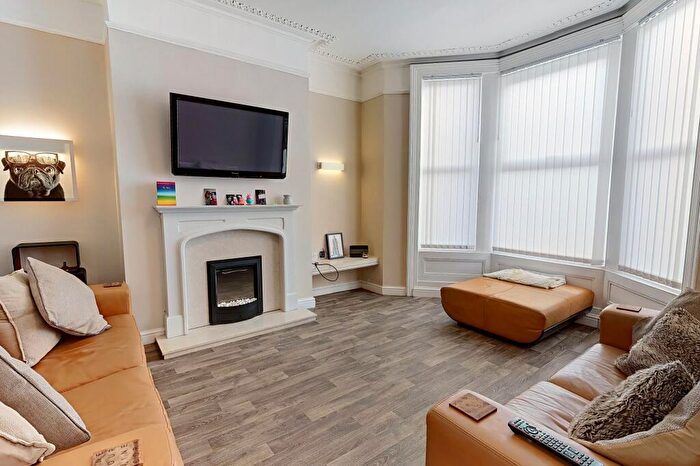 4 Bedroom Terraced House To Rent In Bedroom House, Gainsborough Road, Liverpool, L15