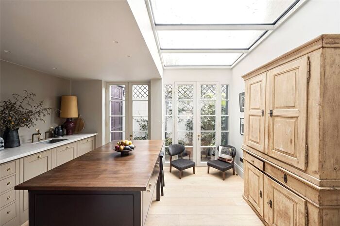 3 Bedroom Terraced House To Rent In Jameson Street, London, W8