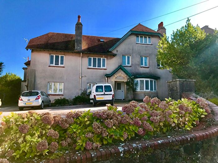 1 Bedroom Flat To Rent In St. Andrews Road, Paignton, TQ4