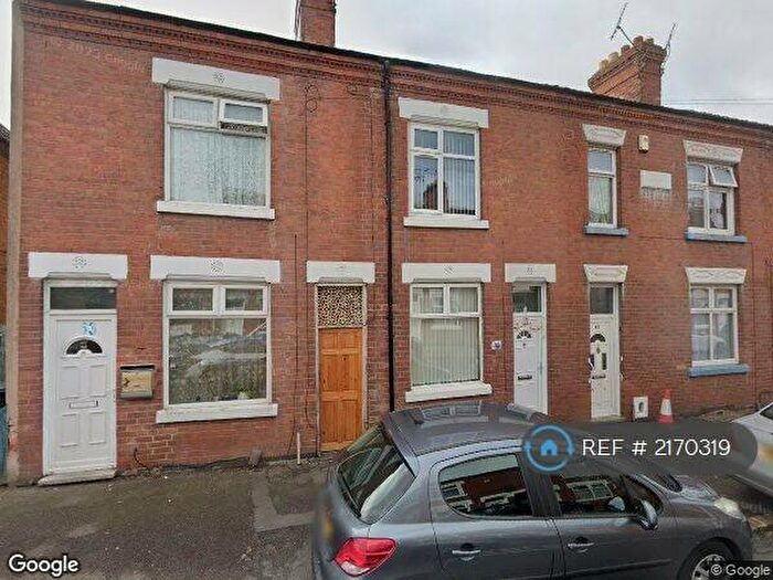 4 Bedroom Semi-Detached House To Rent In Surrey Street, Leicester, LE4