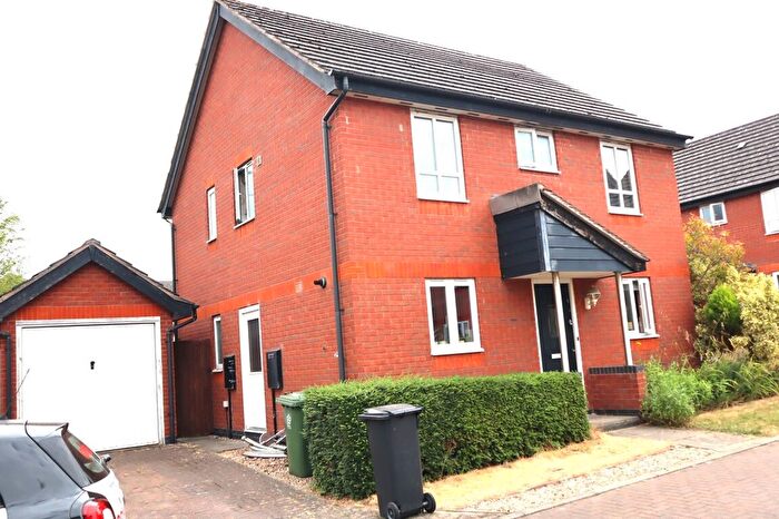 3 Bedroom Detached House For Sale In Estima Close, Leicester, LE2