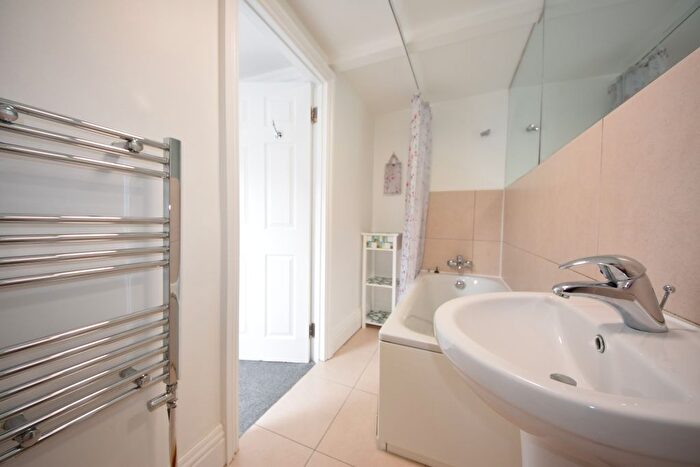 4 Bedroom Flat To Rent In Langdon Park Road, Highgate, London, N6