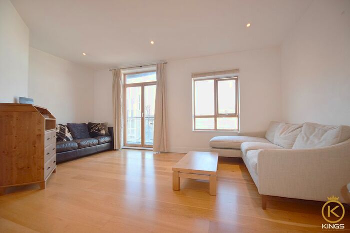 2 Bedroom Flat To Rent In Epsom Road, Guildford, GU1