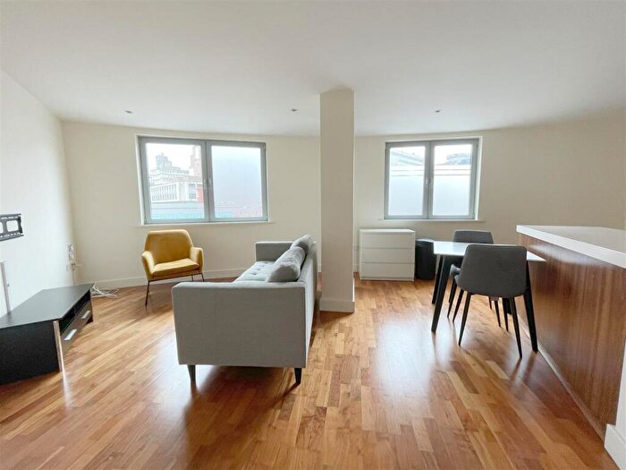2 Bedroom Apartment To Rent In Orion Building, Navigation Street, B5
