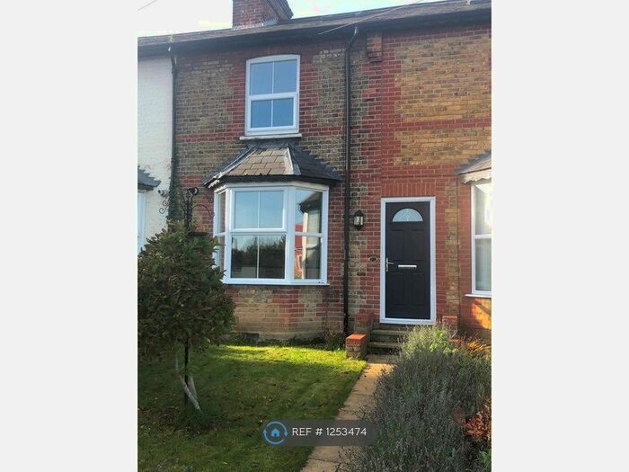 3 Bedroom Terraced House To Rent In Chapel Lane, High Wycombe HP12