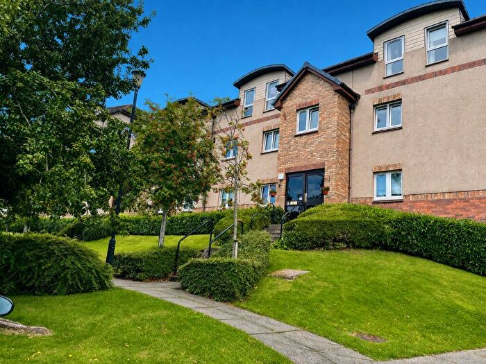 2 Bedroom Flat To Rent In Stoneside Drive, Mansewood, Glasgow, G43