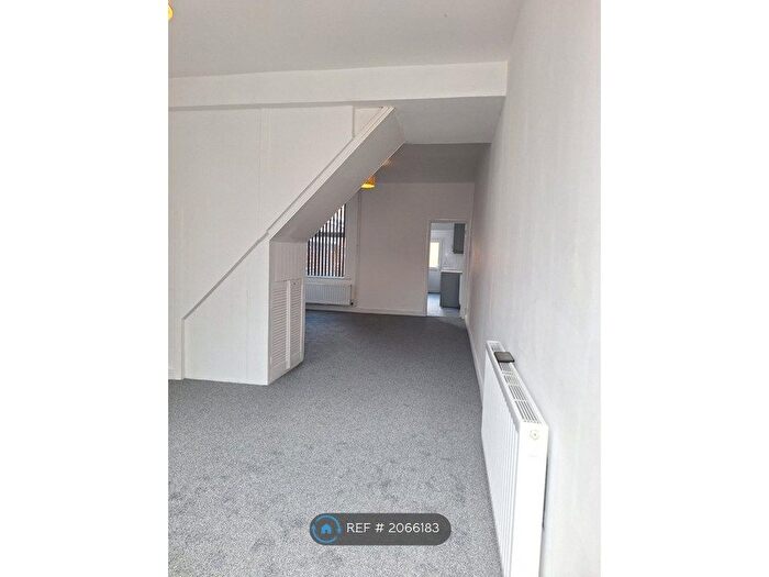 2 Bedroom Terraced House To Rent In Beatrice Road, Leicester, LE3