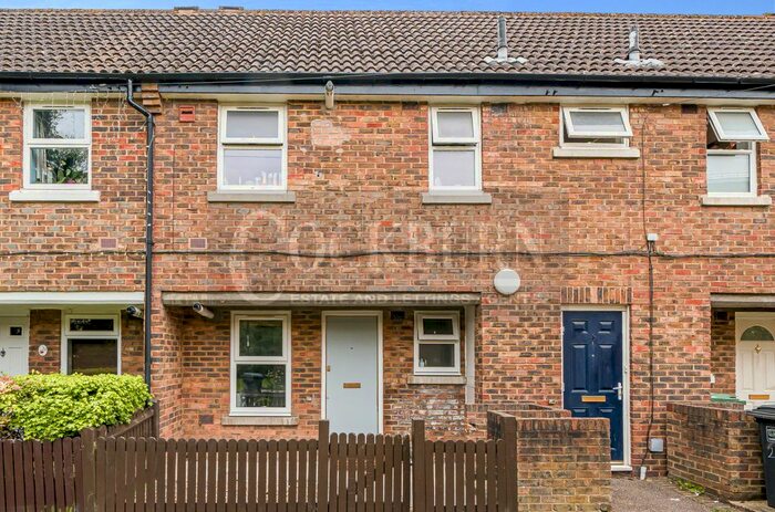 1 Bedroom Maisonette To Rent In Lions Close, London, SE9