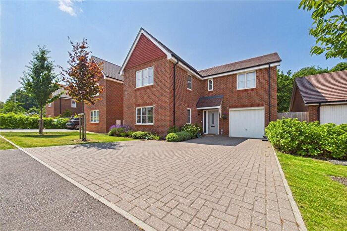 4 Bedroom Detached House For Sale In Regis Manor Road, Burghfield Common, Reading, Berkshire, RG7