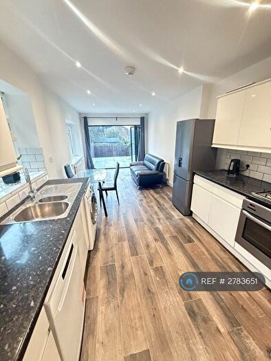 2 Bedroom Flat To Rent In Selsdon Road, West Norwood, Herne Hill, Brixton, Streatham, SE27