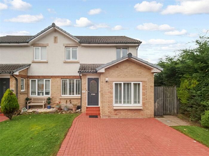 4 Bedroom Semi-Detached House For Sale In Kinloss Place, Inverkip, Inverkip, Inverclyde, PA16