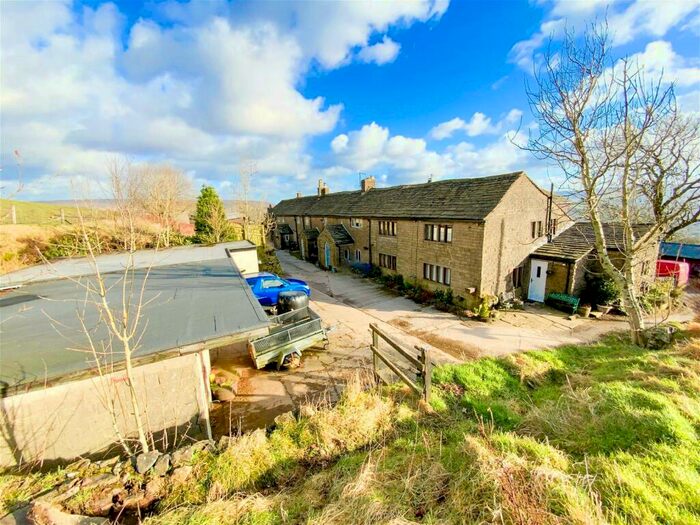 4 Bedroom Terraced House For Sale In Hobson Moor Road, Mottram, SK14