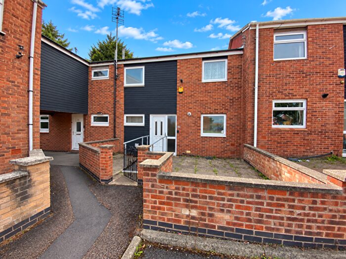 3 Bedroom Terraced House For Sale In Mossgate, Leicester, LE3