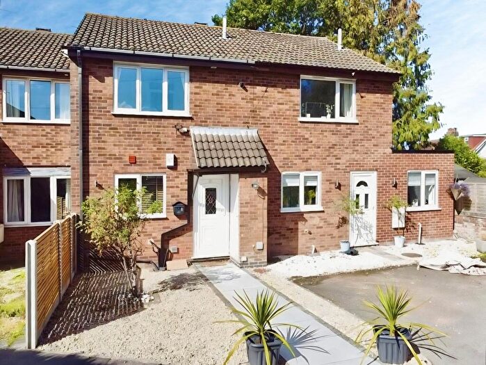 2 Bedroom Terraced House For Sale In Willow Close, Burbage, Hinckley, Leicestershire, LE10