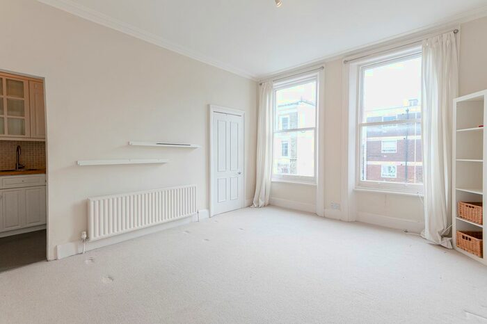 1 Bedroom Flat To Rent In West Kensington, London, W14