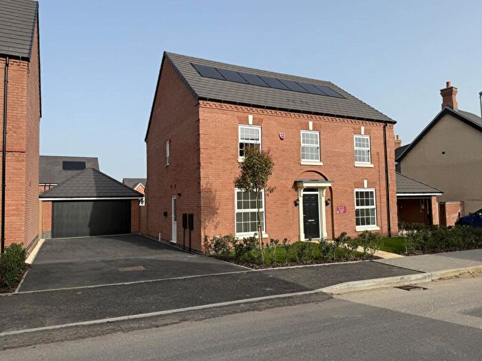 4 Bedroom Detached House For Sale In Lutterworth Road, Burbage, Hinckley, LE10