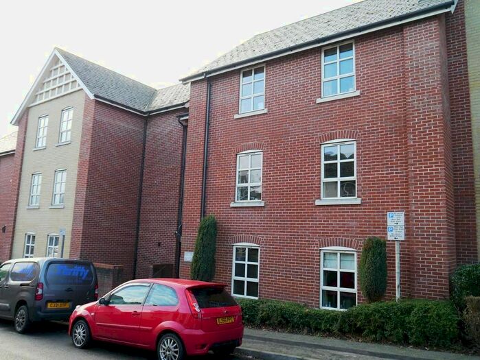 2 Bedroom Flat To Rent In Palmerston Road, Ipswich, Suffolk IP4