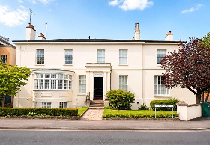 1 Bedroom Flat To Rent In Park Place, Cheltenham, GL50