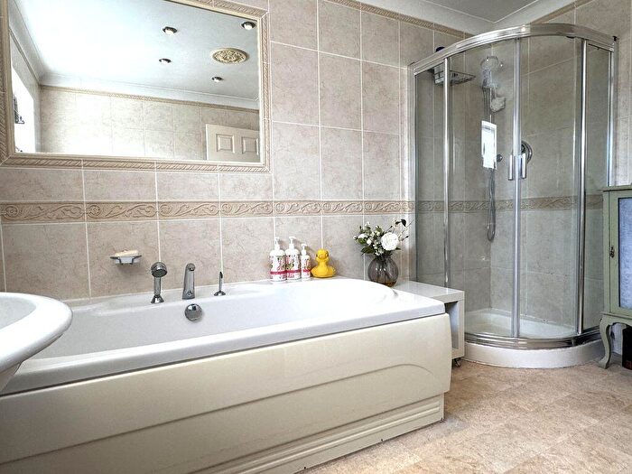 4 Bedroom Detached House For Sale In Gover Close, Ridge, Wareham, BH20 - Photo 8