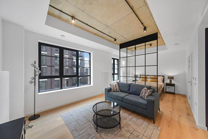 Studio For Sale In Goodluck Hope, Canary Wharf, E14