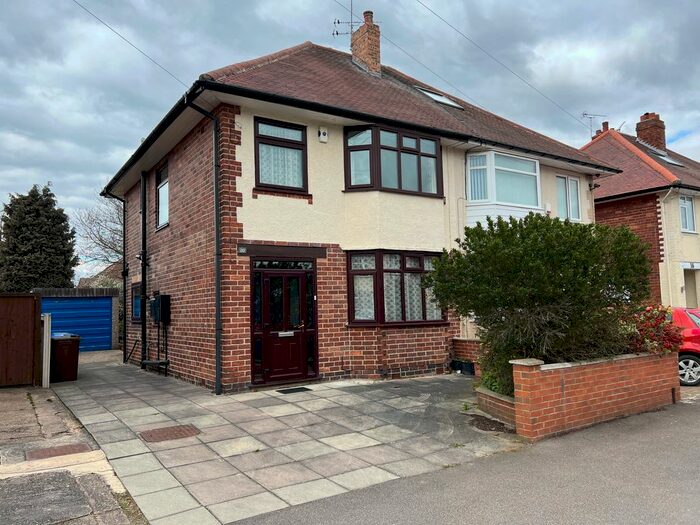 3 Bedroom Semi-Detached House To Rent In Farm Drive, Alvaston, DE24