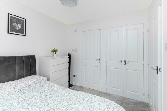 3 Bedroom End Of Terrace House For Sale In Bale Avenue, Cambuslang, Glasgow, South Lanarkshire, G72