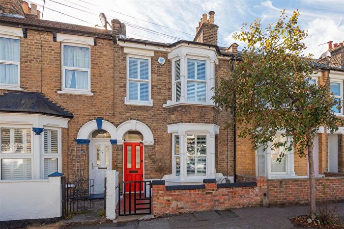 4 Bedroom Terraced House For Sale In Myrtle Road, Walthamstow, E17