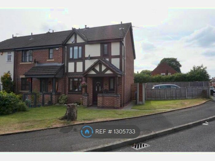 3 Bedroom End Of Terrace House To Rent In Gateacre Walk, Manchester M23
