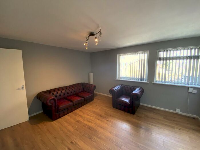 2 Bedroom Flat To Rent In Longley Walk, Chelmsley Wood, B37